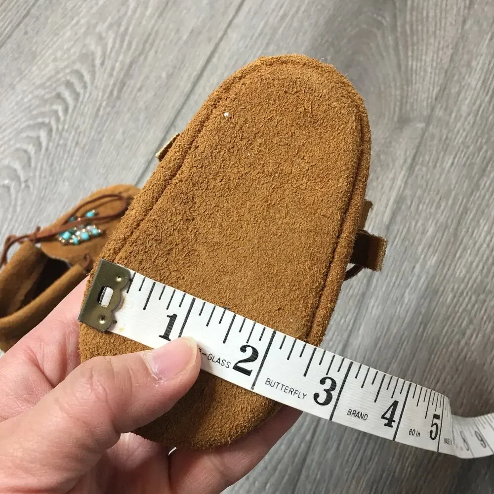 NWT Cage & Lantern Hand Made Leather Beaded Slip On Moccasin Suede Brown 5